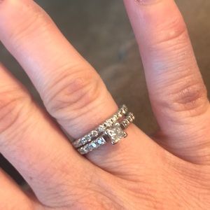 Diamond engagement ring and wedding band